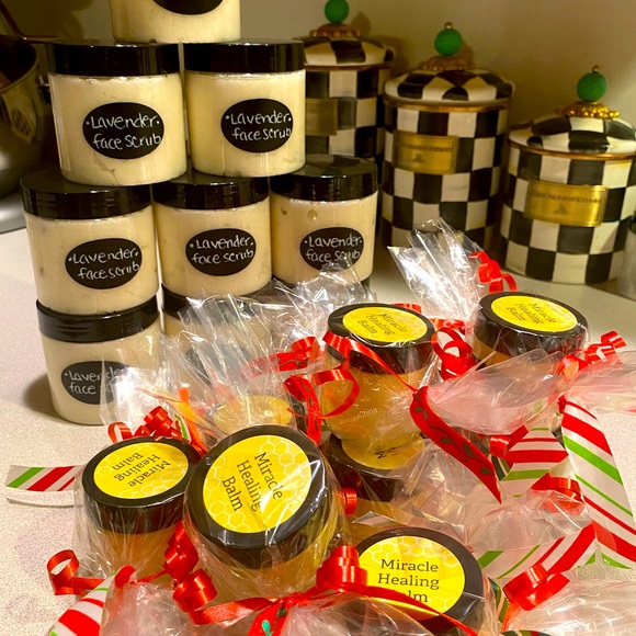 🛍️💥TRY ME Sale!!💥💥🛍️🫶🏼 Homemade fresh Lavender Face Scrub… - Picture 7 of 10